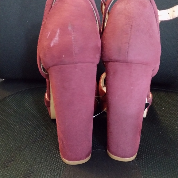 HEELS 👠 - Picture 6 of 6